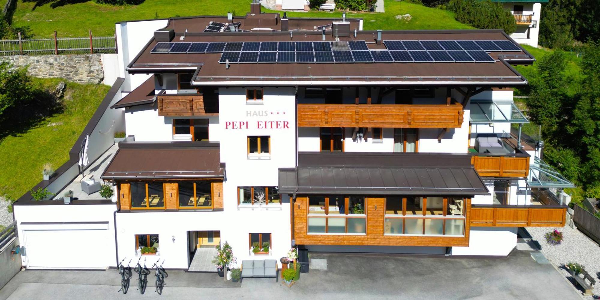 Quality Hosts Arlberg - Haus Pepi Eiter Hotel Sankt Anton am Arlberg Exterior photo