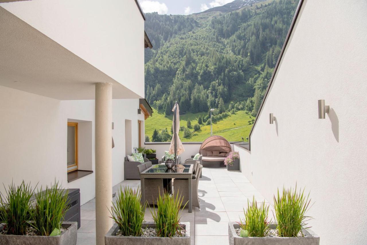 Quality Hosts Arlberg - Haus Pepi Eiter Hotel Sankt Anton am Arlberg Exterior photo
